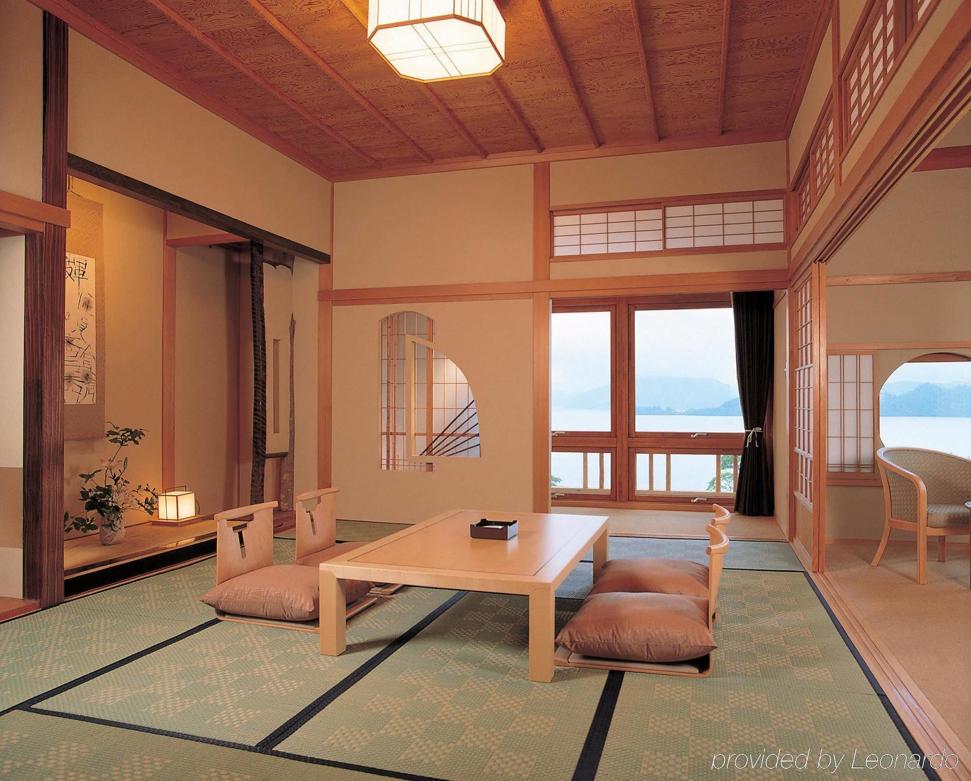 Towada 4*